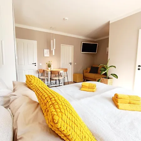 Cozy Near Maschsee, Balcony, Gardenview Hannover
