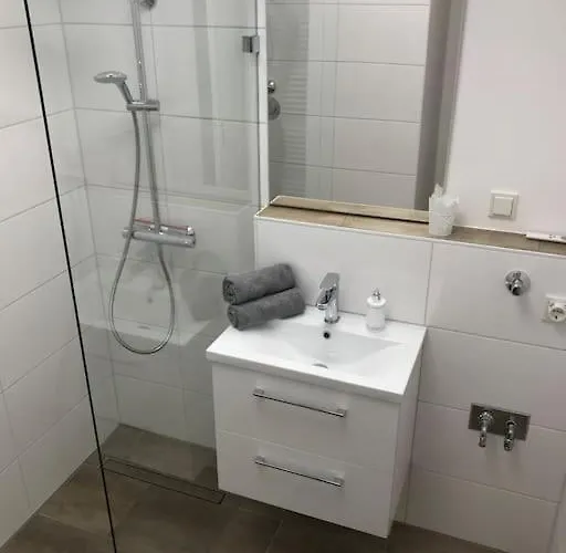 Apartment Cozy Near Maschsee, Balcony, Gardenview